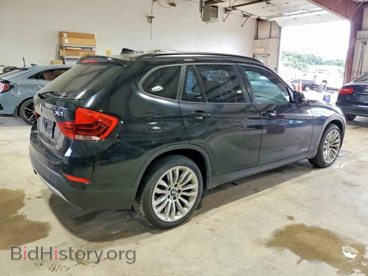 2014 BMW X1 - VIN: WBAVL1C58EVY11725 - Фото 3