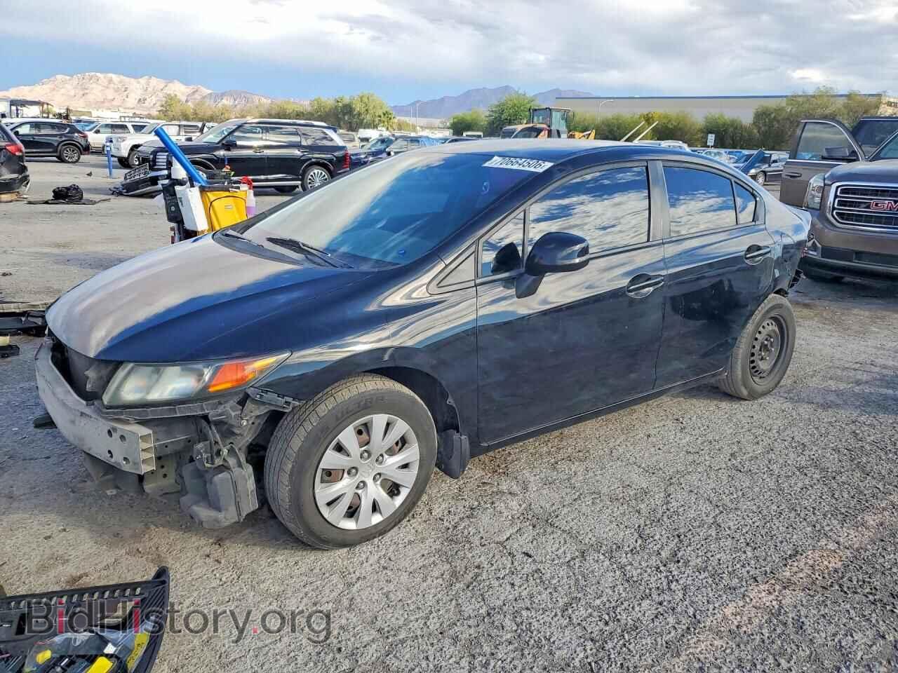Photo 2HGFB2F53CH611984 - HONDA CIVIC 2012