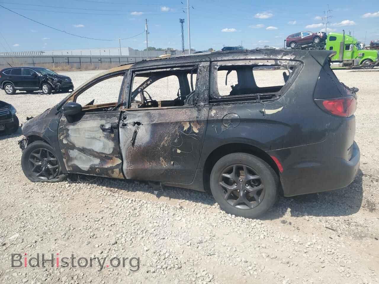 2018 CHRYSLER PACIFICA - VIN: 2C4RC1BG9JR314851 - Фото 2