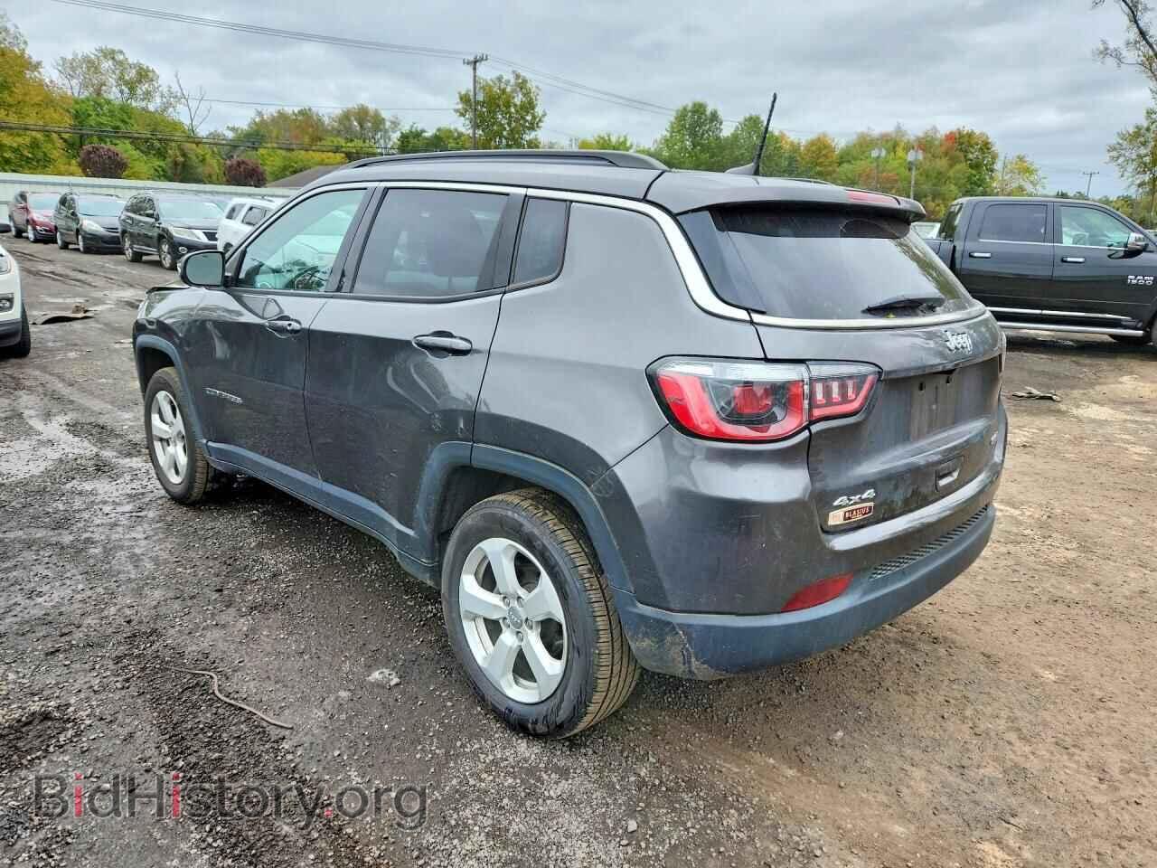 2019 JEEP COMPASS - VIN: 3C4NJDBB7KT792534 - Фото 2