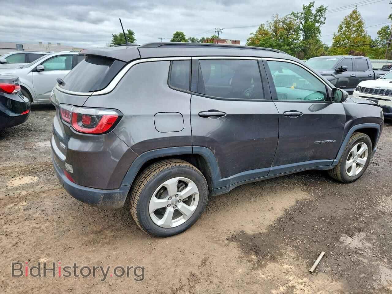 2019 JEEP COMPASS - VIN: 3C4NJDBB7KT792534 - Фото 3