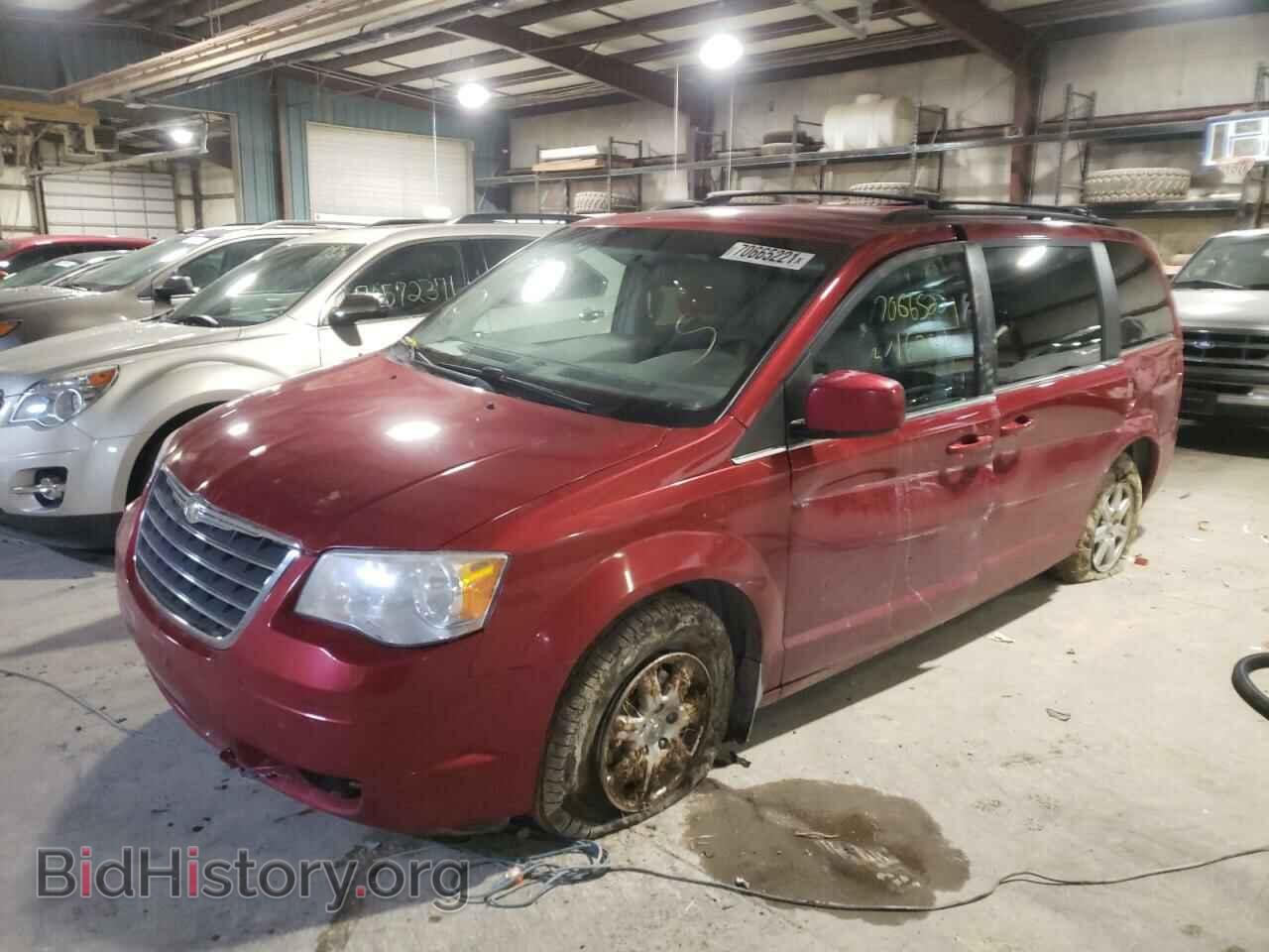 2009 CHRYSLER MINIVAN - VIN: 2A8HR54119R560548 - Фото 2