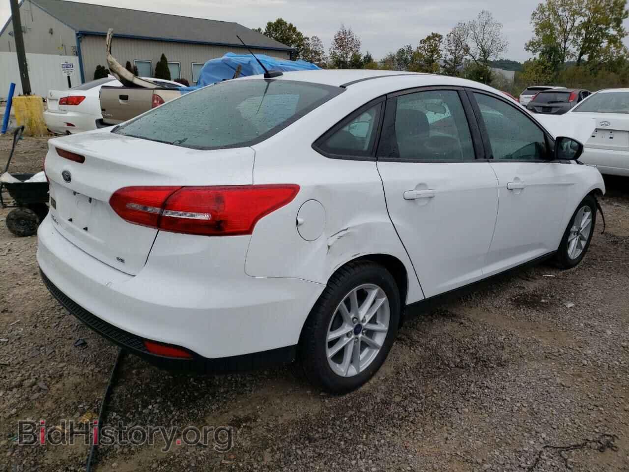 2018 FORD FOCUS - VIN: 1FADP3F25JL286103 - Фото 3