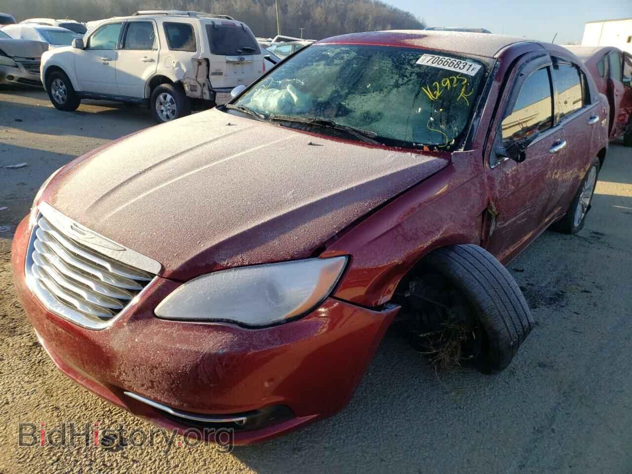 2012 CHRYSLER 200 - VIN: 1C3CCBCB3CN162925 - Фото 2