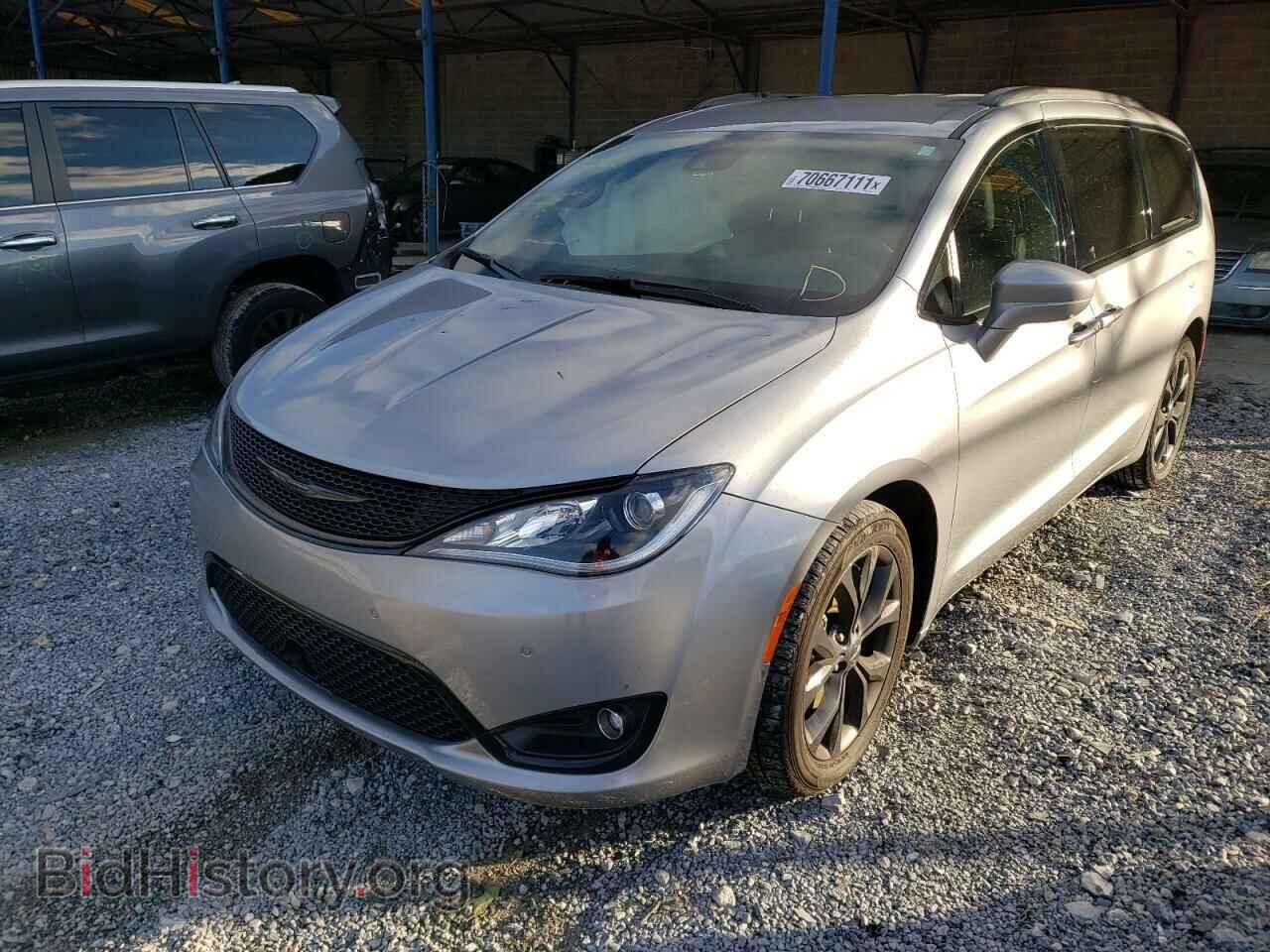 2020 CHRYSLER PACIFICA - VIN: 2C4RC1BGXLR145619 - Photo 2