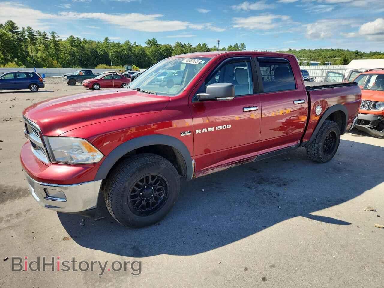 Photo 1D7RV1CT6BS656012 - DODGE All Models 2011