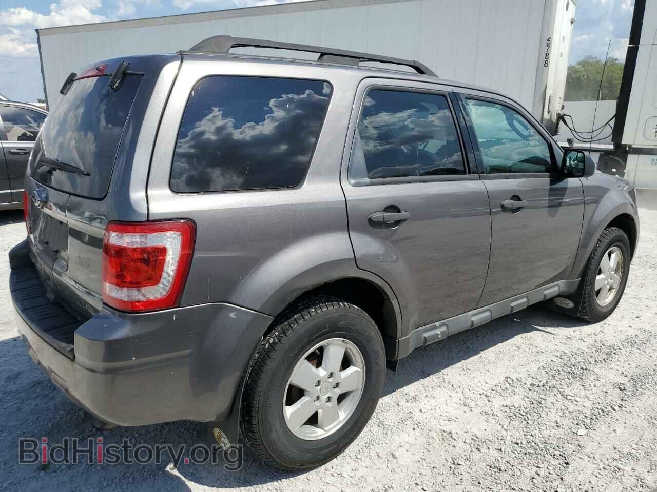 2011 FORD ESCAPE - VIN: 1FMCU0D78BKC34723 - Фото 3