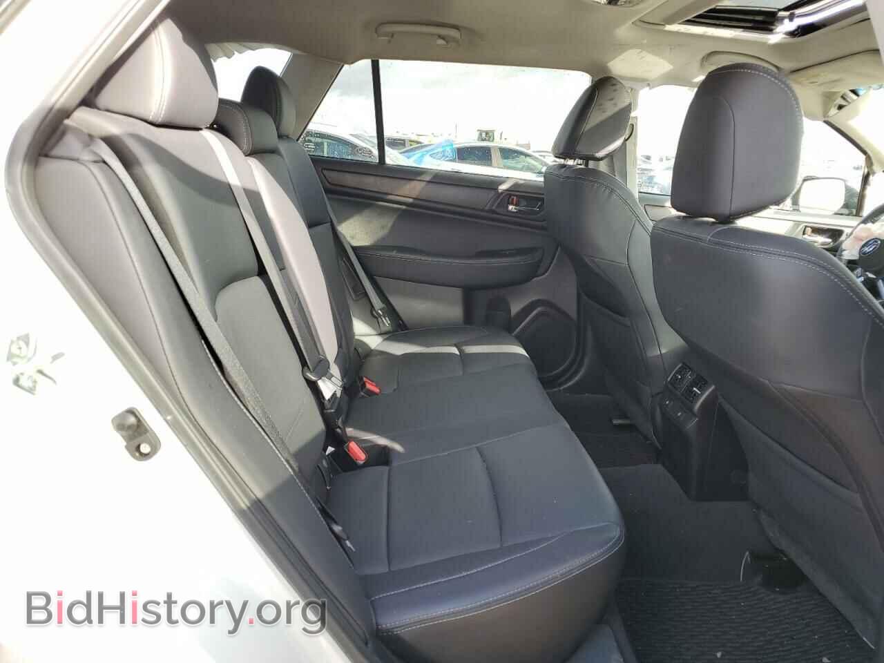 2017 SUBARU OUTBACK - VIN: 4S4BSANC7H3372002 - Photo 11