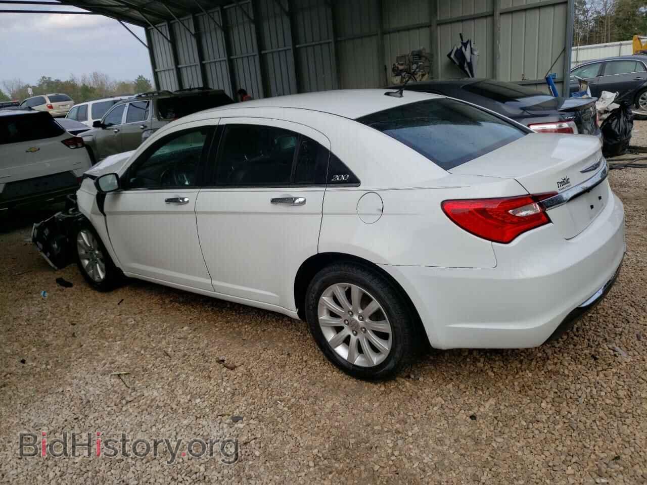 2013 CHRYSLER 200 - VIN: 1C3CCBCG7DN585780 - Фото 2