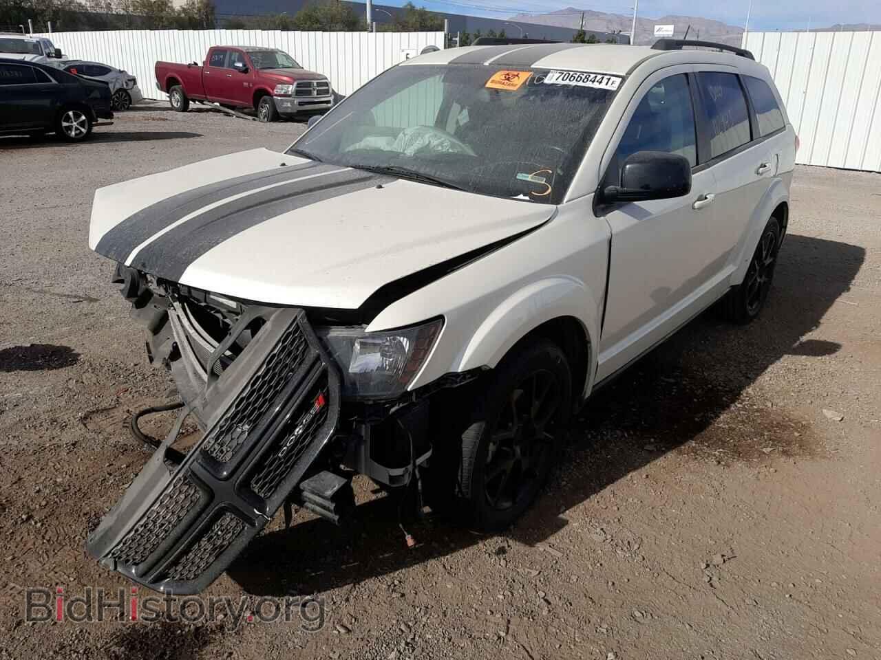 2017 DODGE JOURNEY - VIN: 3C4PDCBG1HT545766 - Фото 2