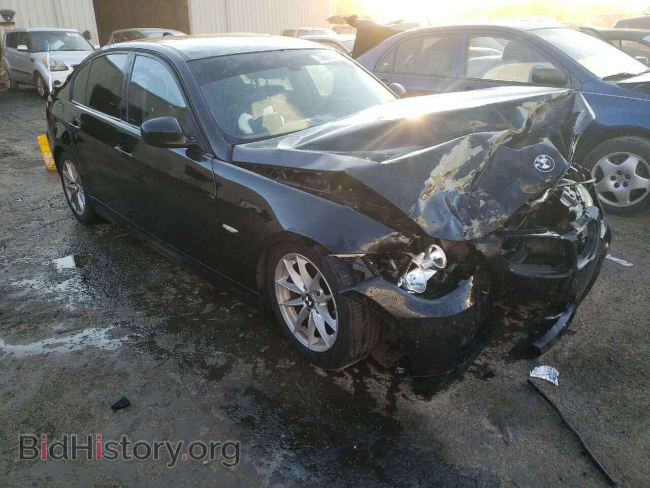 Фотография WBAPH7C5XAA176490 - BMW 3 SERIES 2010
