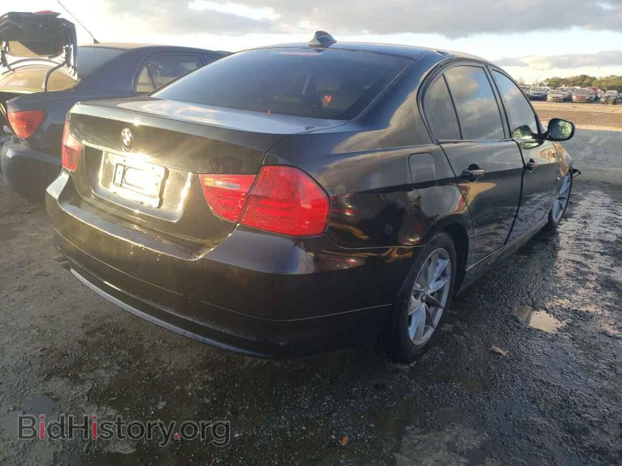 2010 BMW 3 SERIES - VIN: WBAPH7C5XAA176490 - Фото 4