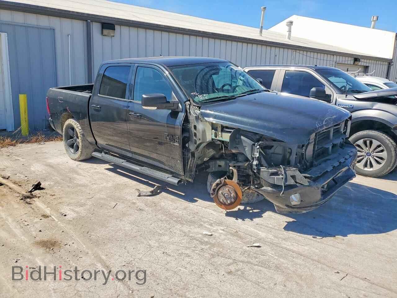 2019 RAM 1500 - VIN: 1C6RR7LT5KS569629 - Photo 4