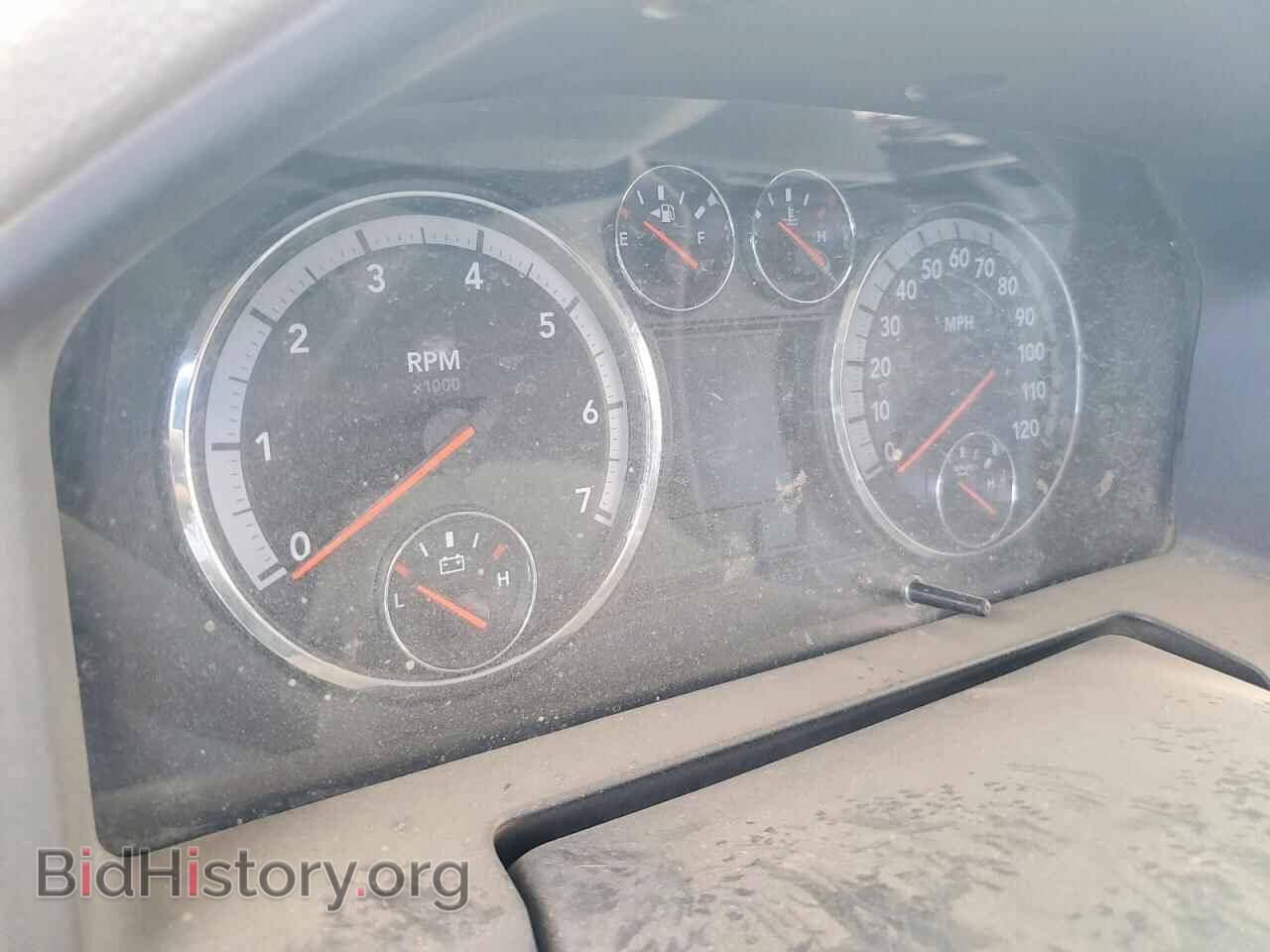 2011 Dodge RAM 1500 (VIN 1D7RB1CT1BS533503) — photo 9 of 12