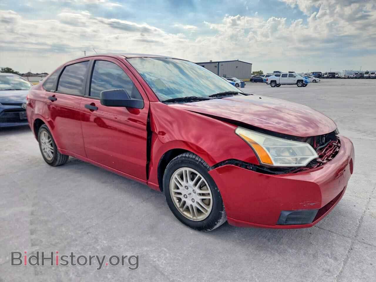 2011 FORD FOCUS - VIN: 1FAHP3FN5BW142045 - Photo 4
