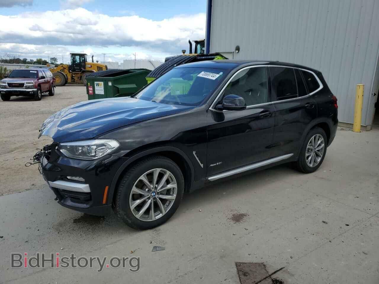 Фотография 5UXTR9C56JLD59076 - BMW X3 2018