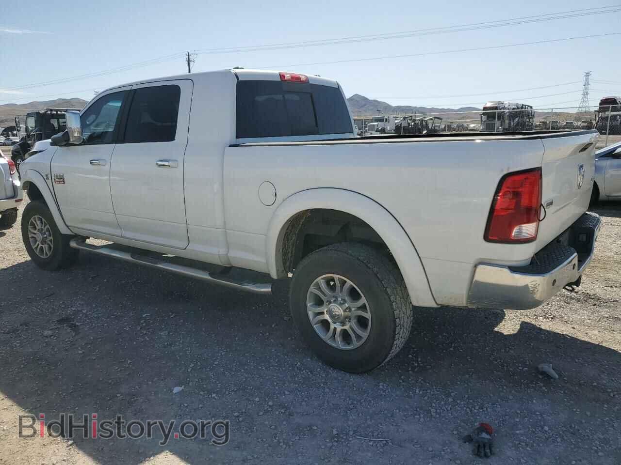2011 DODGE All Models - VIN: 3D73Y3HL2BG535681 - Фото 2