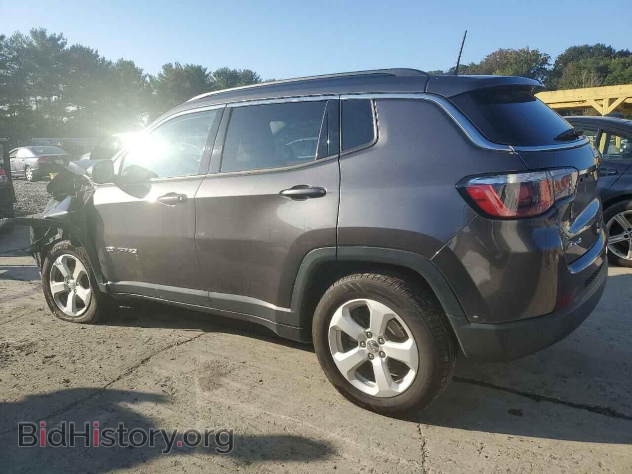2019 JEEP COMPASS - VIN: 3C4NJDBB0KT662143 - Photo 2