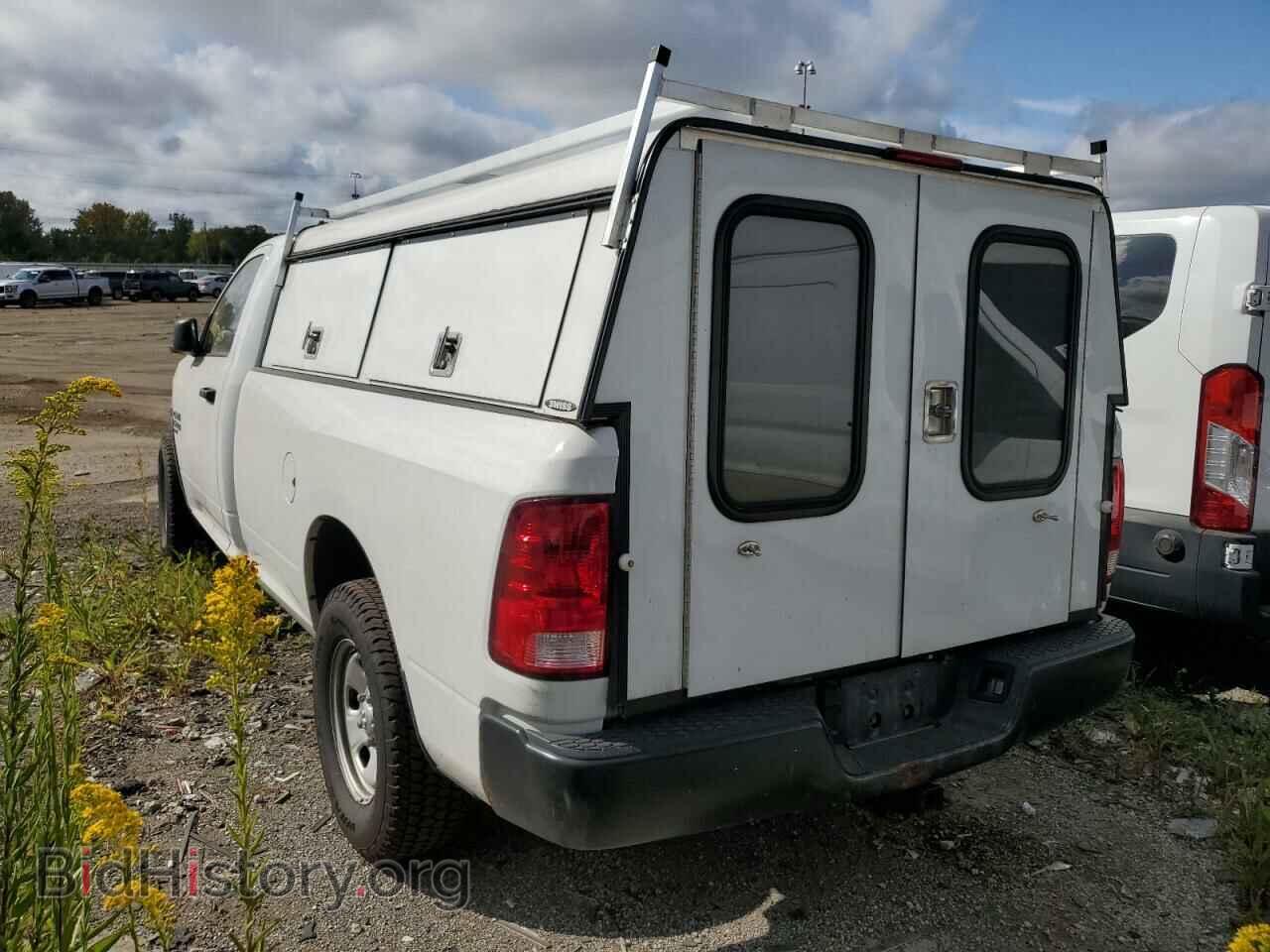 2019 RAM 1500 - VIN: 3C6JR6DTXKG510198 - Фото 2