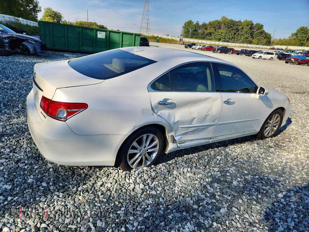 2011 LEXUS ES350 - VIN: JTHBK1EG1B2436571 - Photo 3