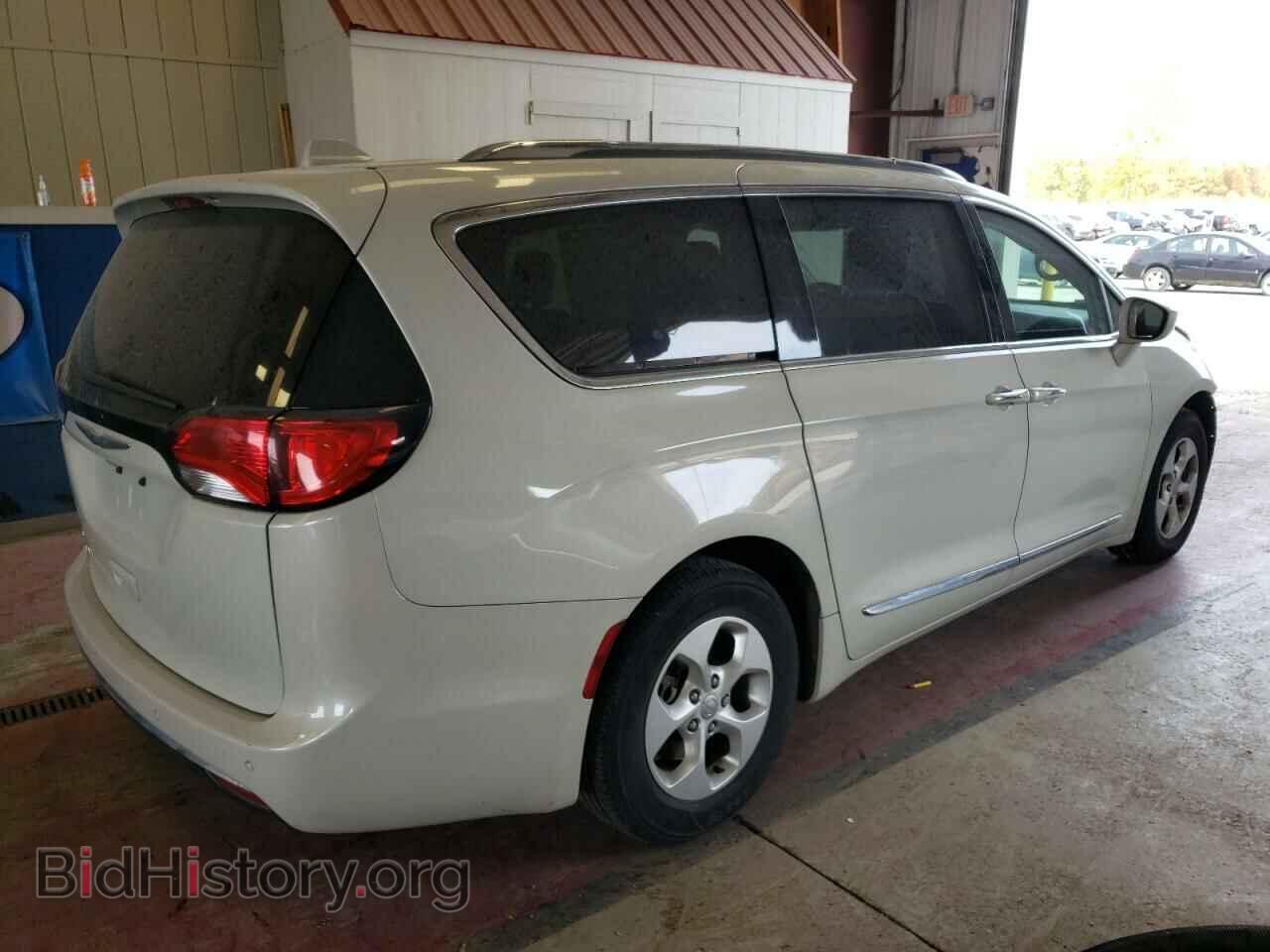 2017 CHRYSLER PACIFICA - VIN: 2C4RC1EG8HR708413 - Фото 3