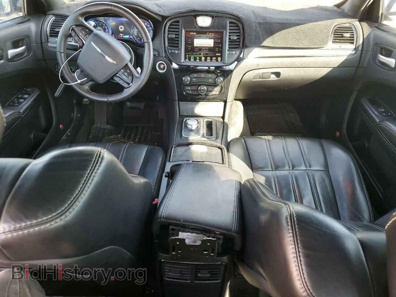 2016 CHRYSLER 300 - VIN: 2C3CCAGG6GH136186 - Фото 8