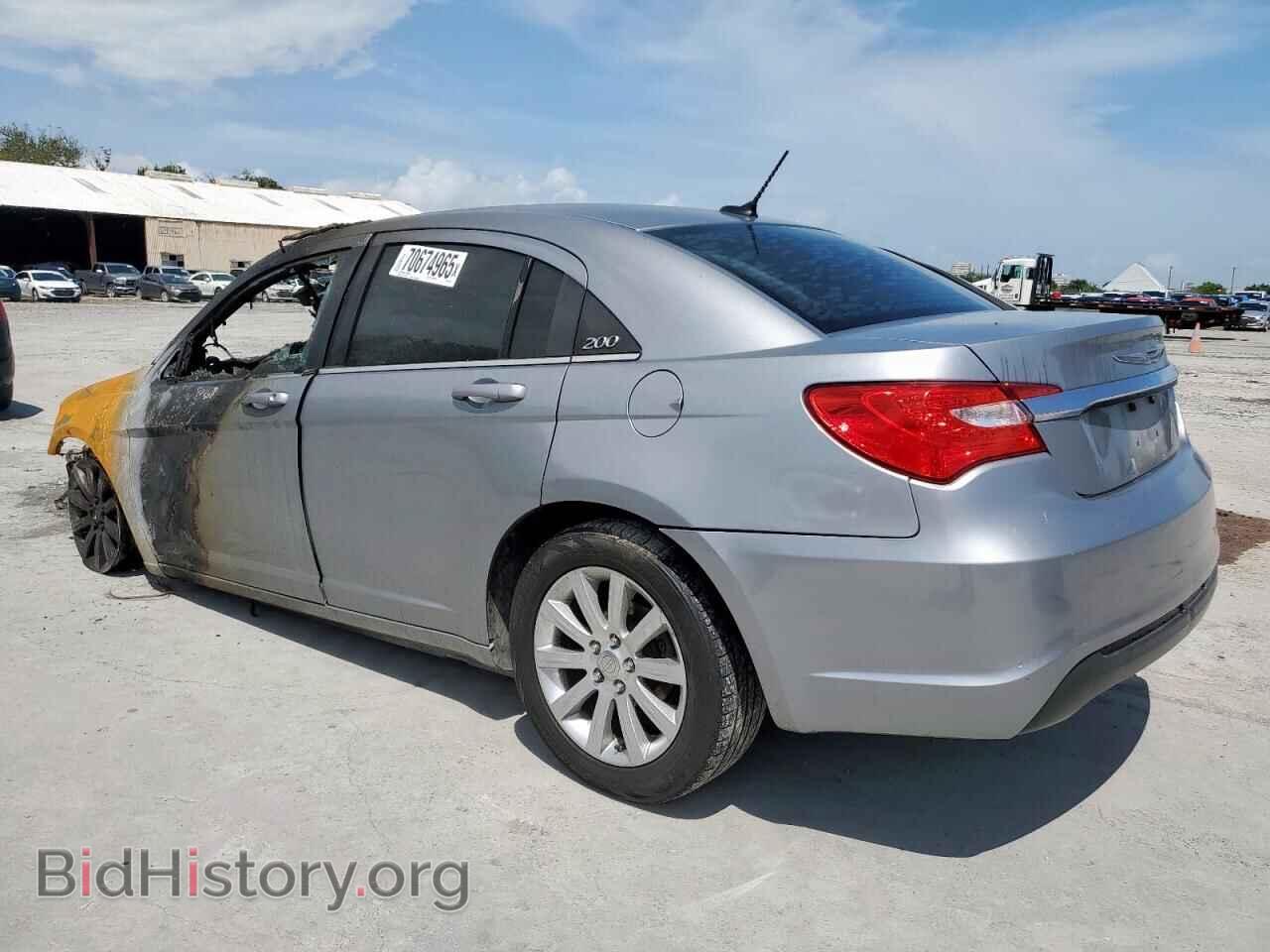 2013 CHRYSLER 200 - VIN: 1C3CCBBB6DN688727 - Фото 2