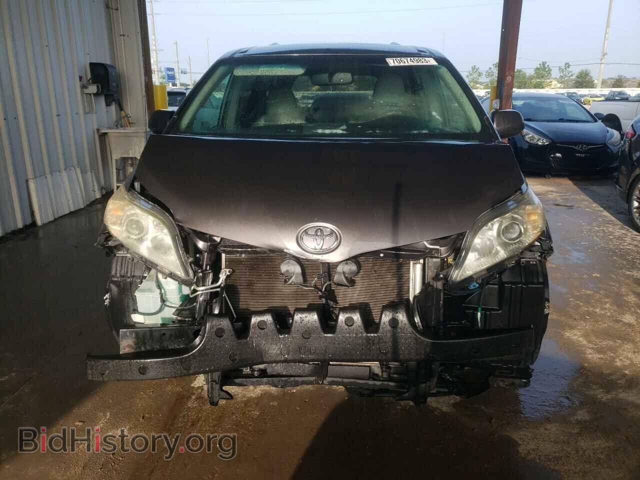 2012 TOYOTA All Models - VIN: 5TDKK3DCXCS236326 - Фото 5