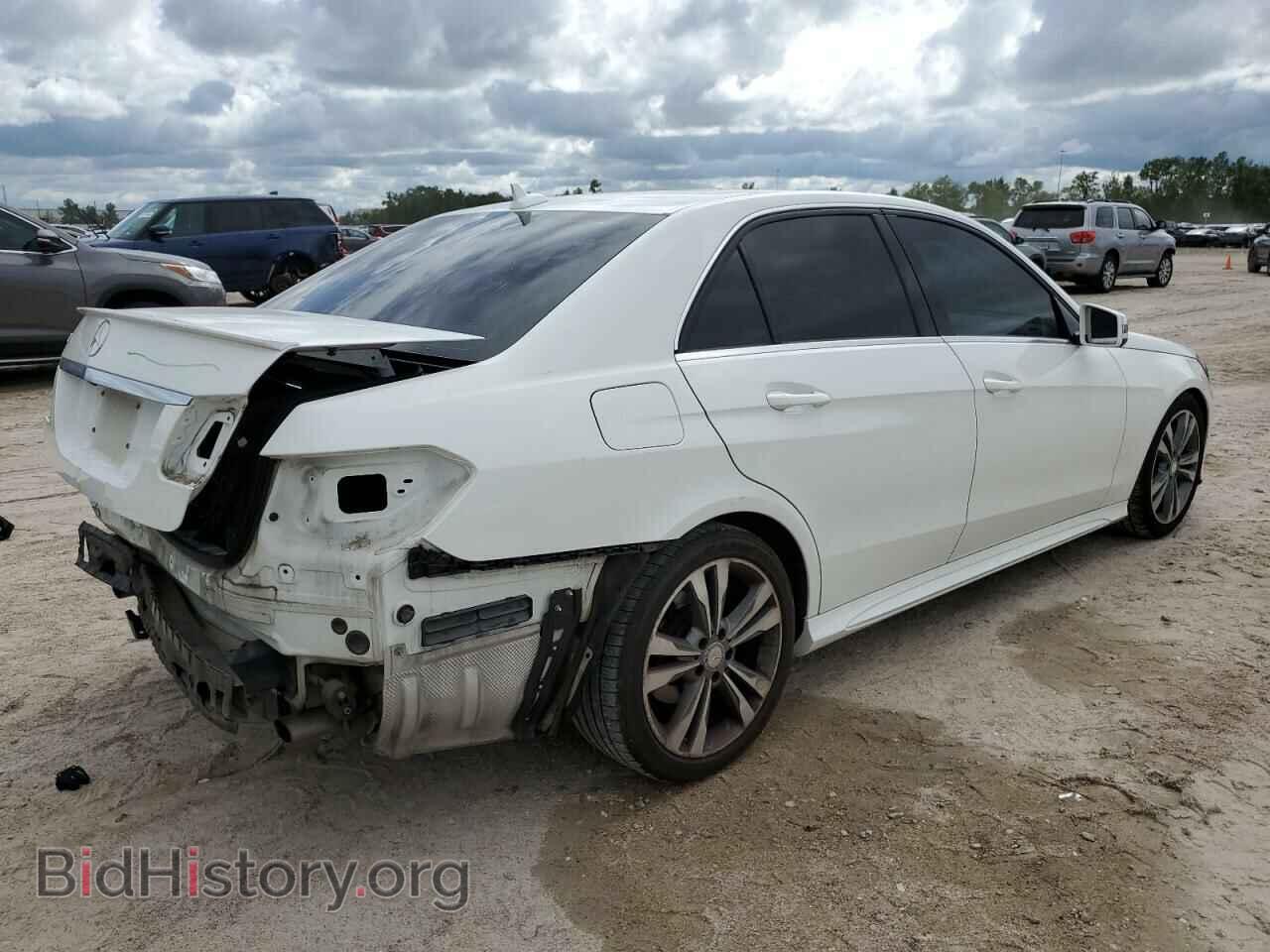 2014 MERCEDES-BENZ E-CLASS - VIN: WDDHF5KB0EA878869 - Фото 3
