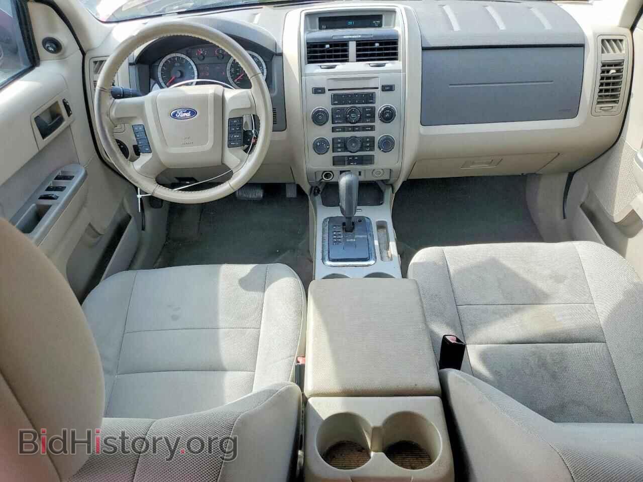 2010 FORD ESCAPE - VIN: 1FMCU9D71AKC82700 - Photo 8
