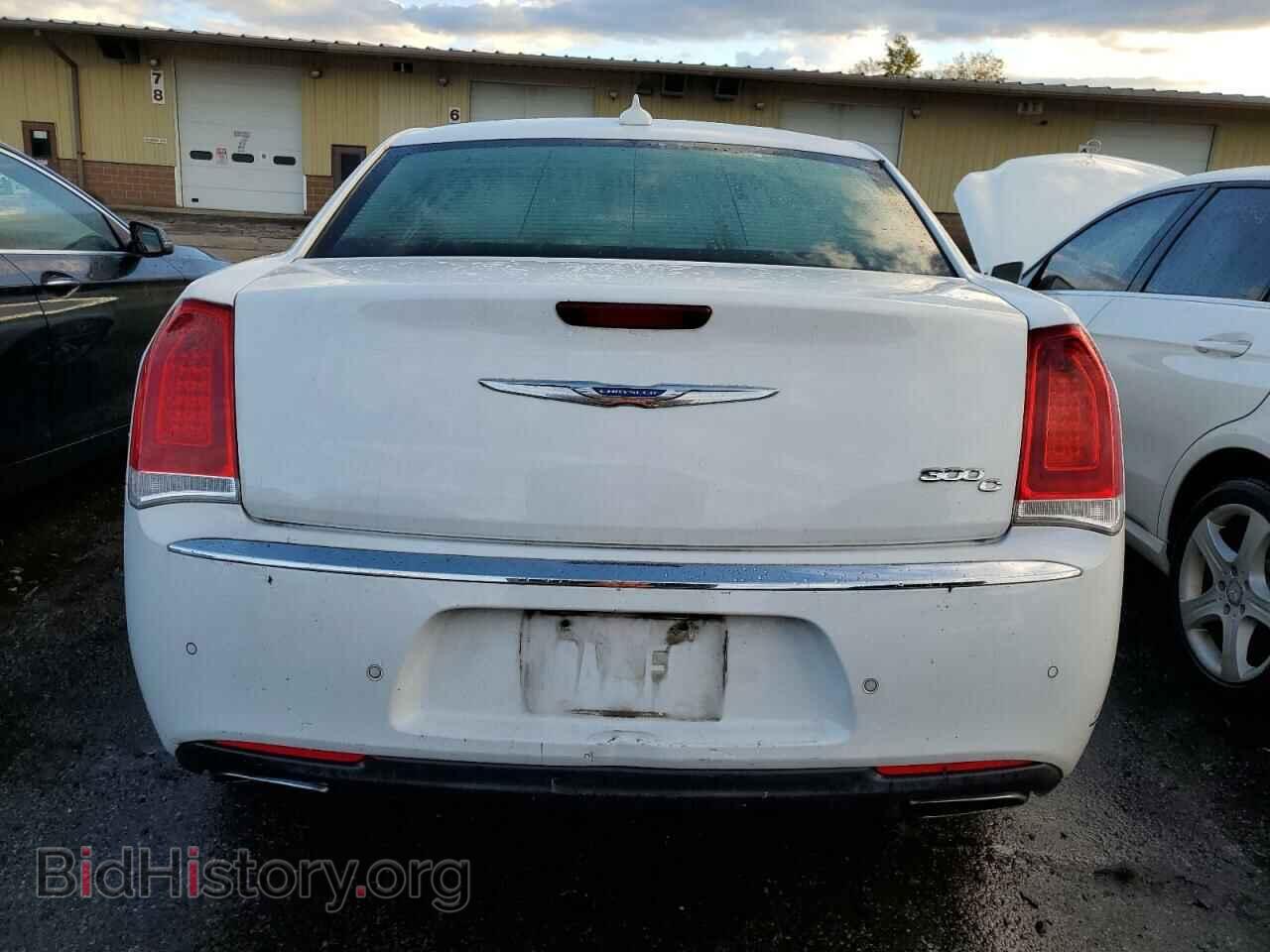 2017 CHRYSLER 300 - VIN: 2C3CCAET2HH603704 - Фото 6