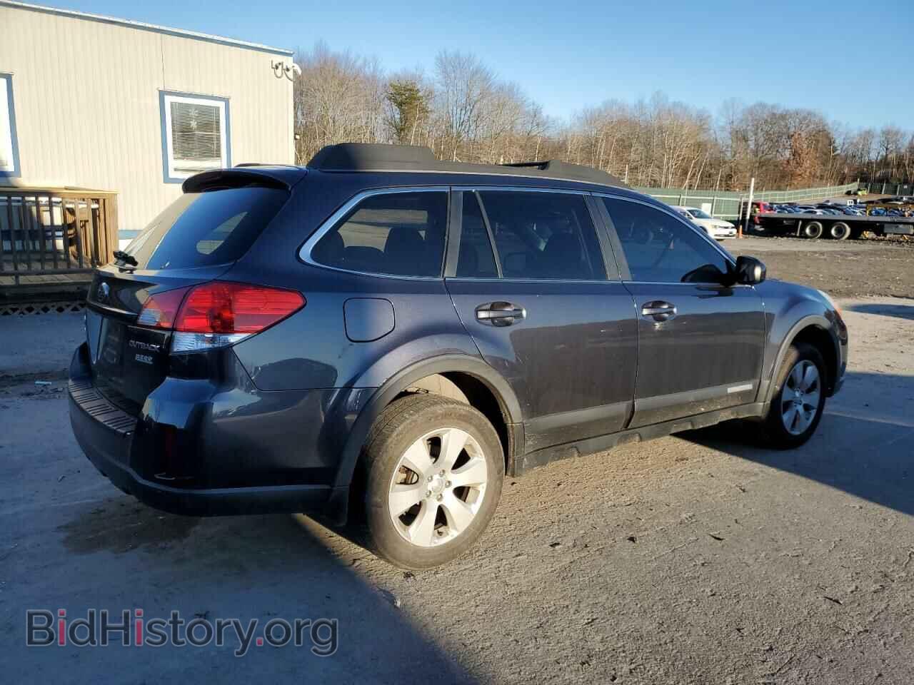 2011 SUBARU OUTBACK - VIN: 4S4BRBGC8B3372869 - Photo 3
