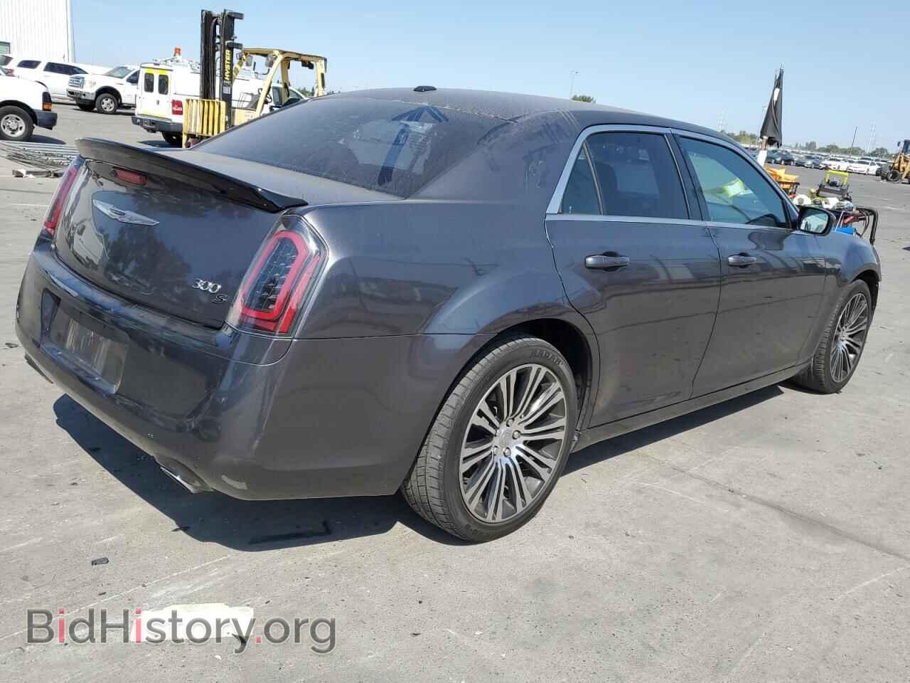 2013 CHRYSLER 300 - VIN: 2C3CCABG0DH743204 - Фото 3