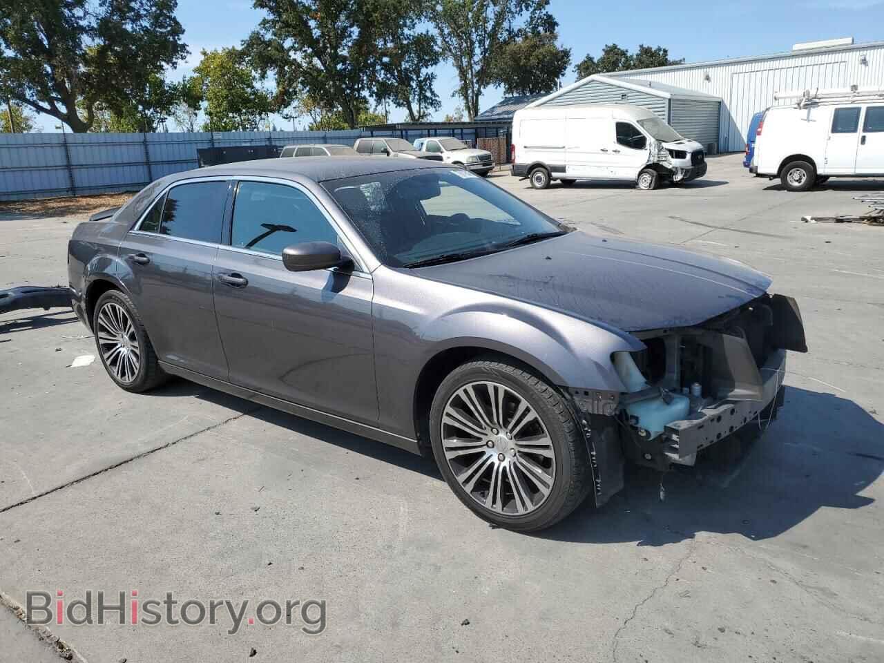 2013 CHRYSLER 300 - VIN: 2C3CCABG0DH743204 - Фото 4