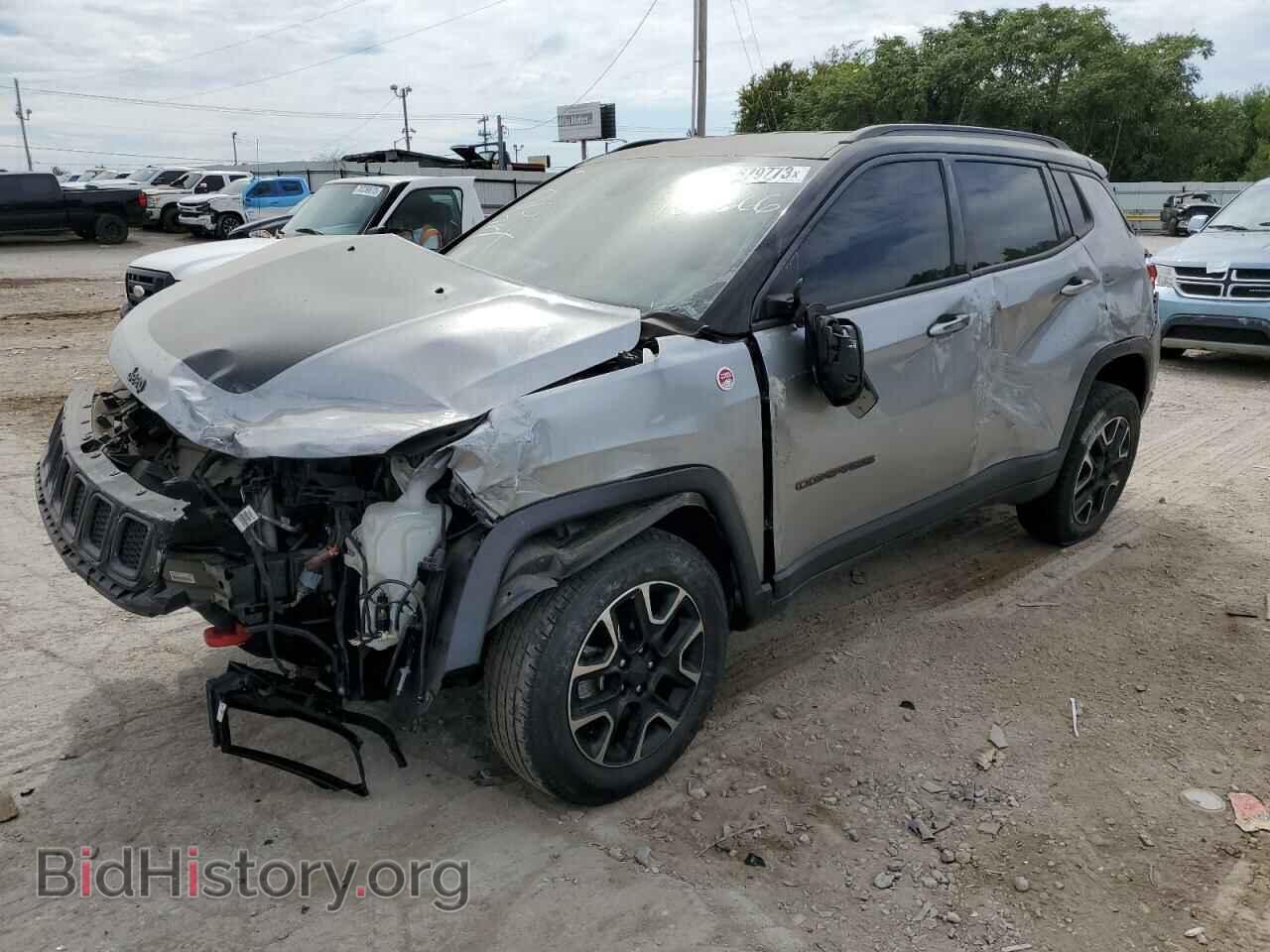 Фотография 3C4NJDDB8LT166666 - JEEP COMPASS 2020