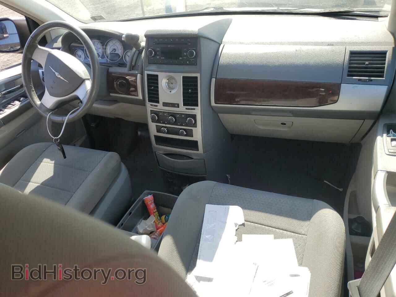 2010 CHRYSLER MINIVAN - VIN: 2A4RR5D15AR310014 - Фото 8