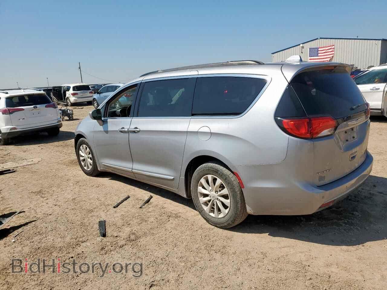 2017 CHRYSLER PACIFICA - VIN: 2C4RC1BG5HR821434 - Фото 2