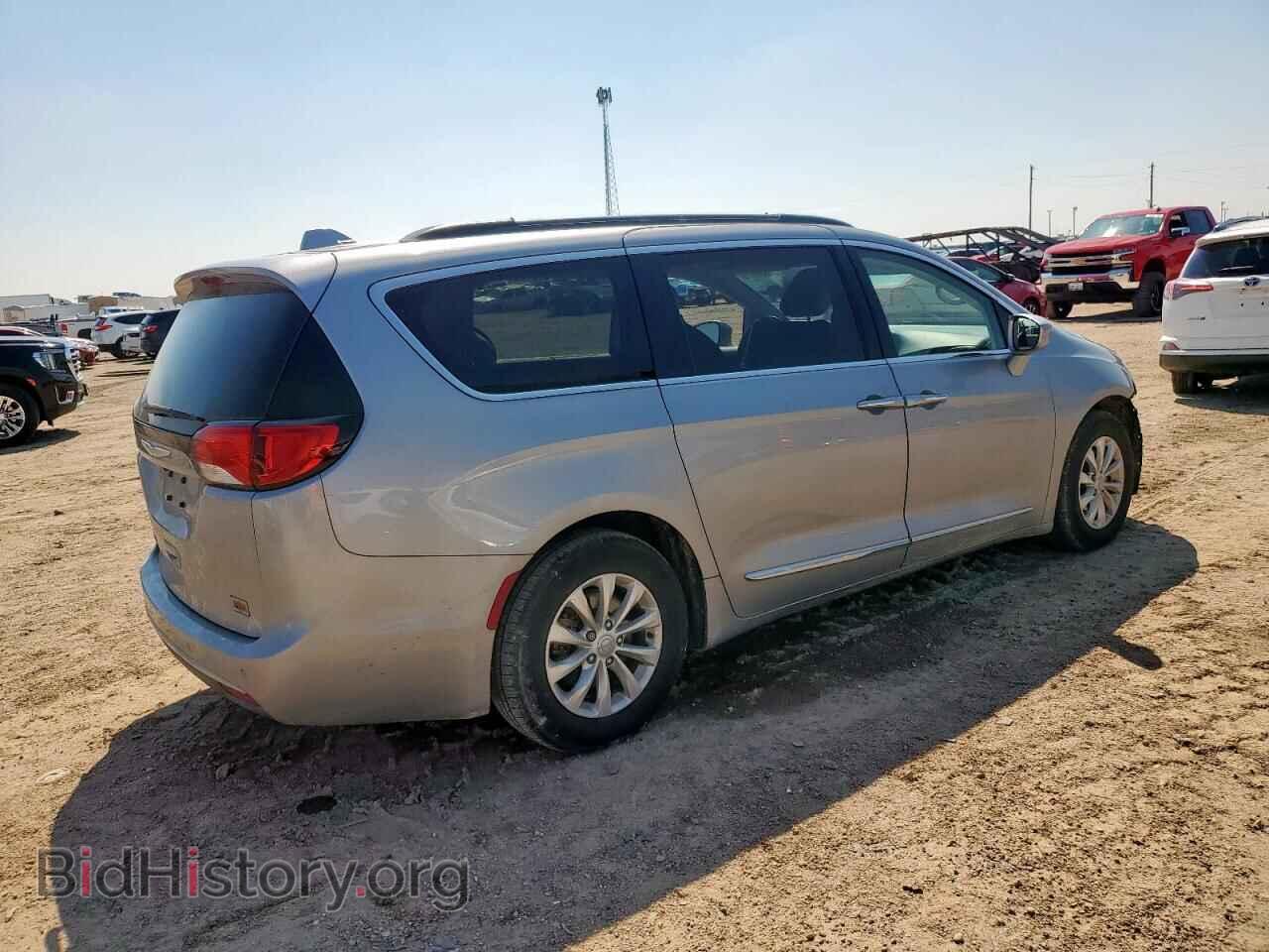 2017 CHRYSLER PACIFICA - VIN: 2C4RC1BG5HR821434 - Фото 3