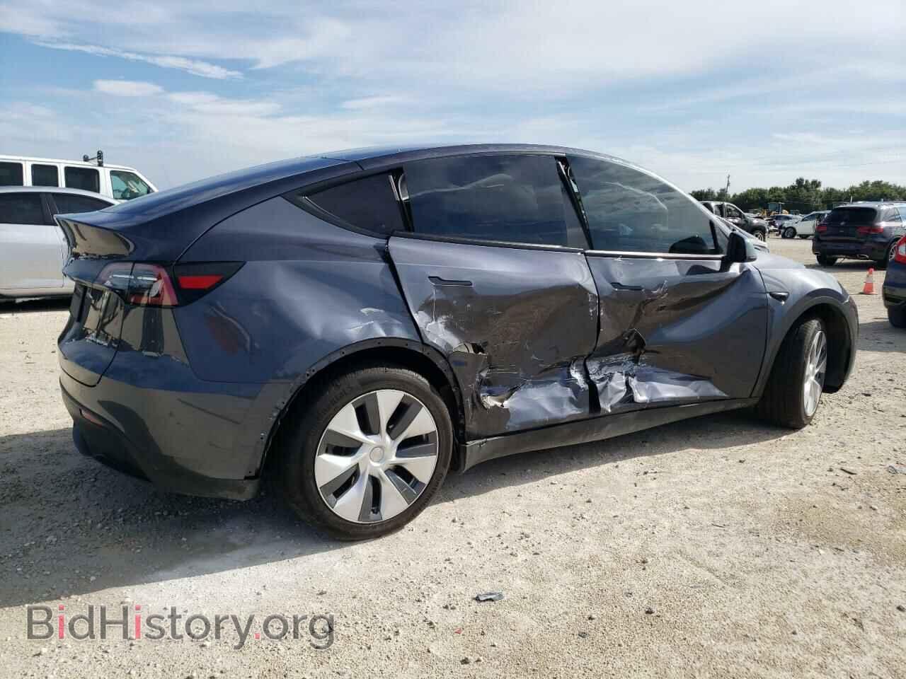 2023 TESLA MODEL Y - VIN: 7SAYGAEE3PF853662 - Photo 3