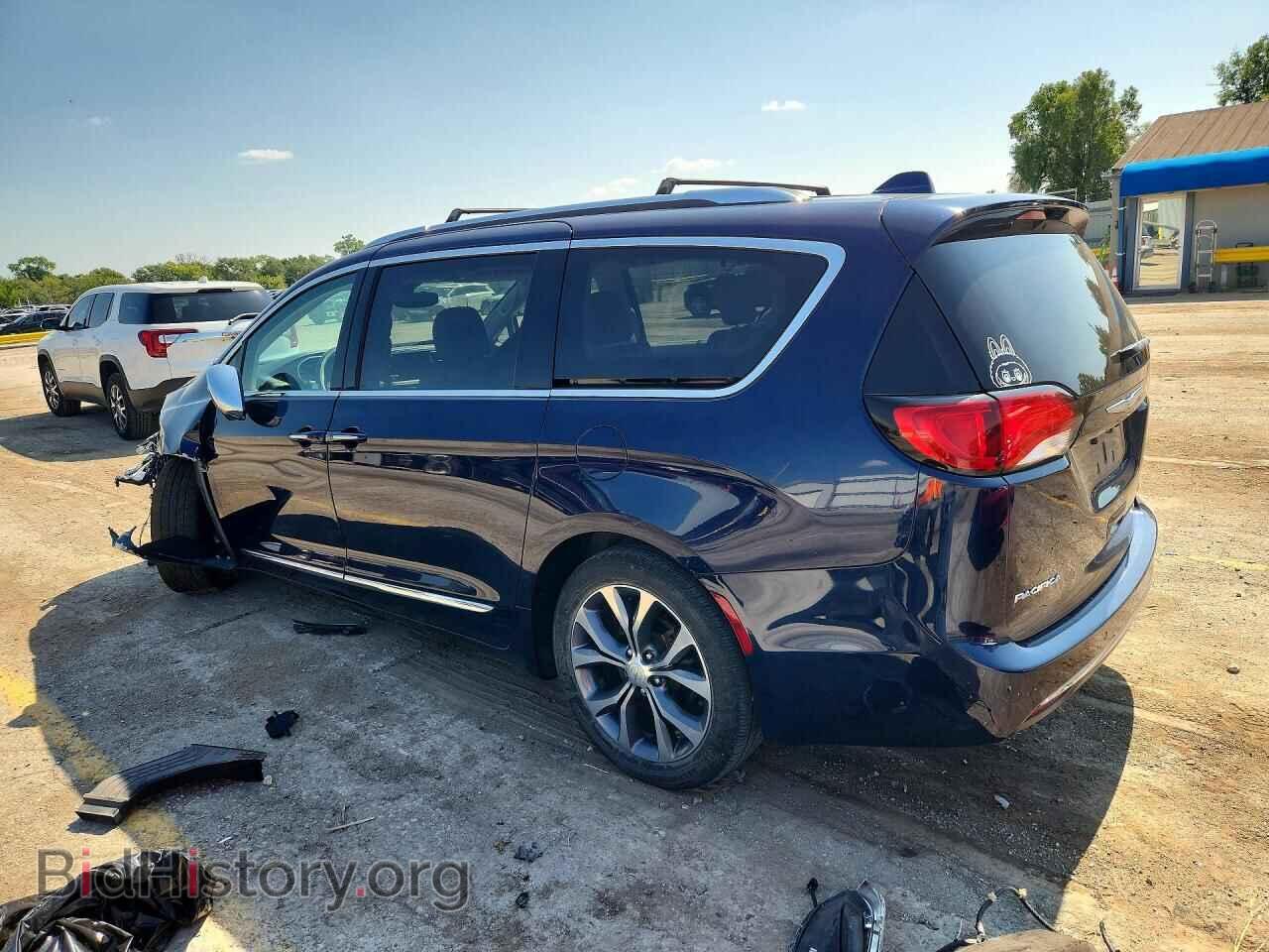 2017 CHRYSLER PACIFICA - VIN: 2C4RC1GG4HR803905 - Фото 2