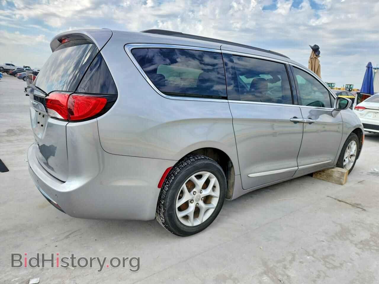 2017 CHRYSLER PACIFICA - VIN: 2C4RC1BG4HR654726 - Photo 3