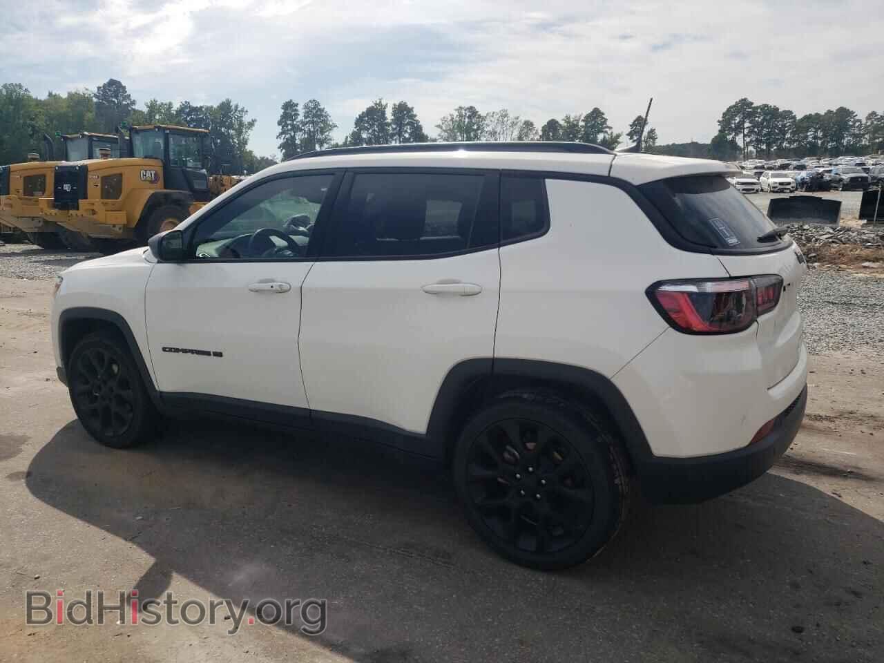 2021 JEEP COMPASS - VIN: 3C4NJCEB5MT581101 - Photo 2