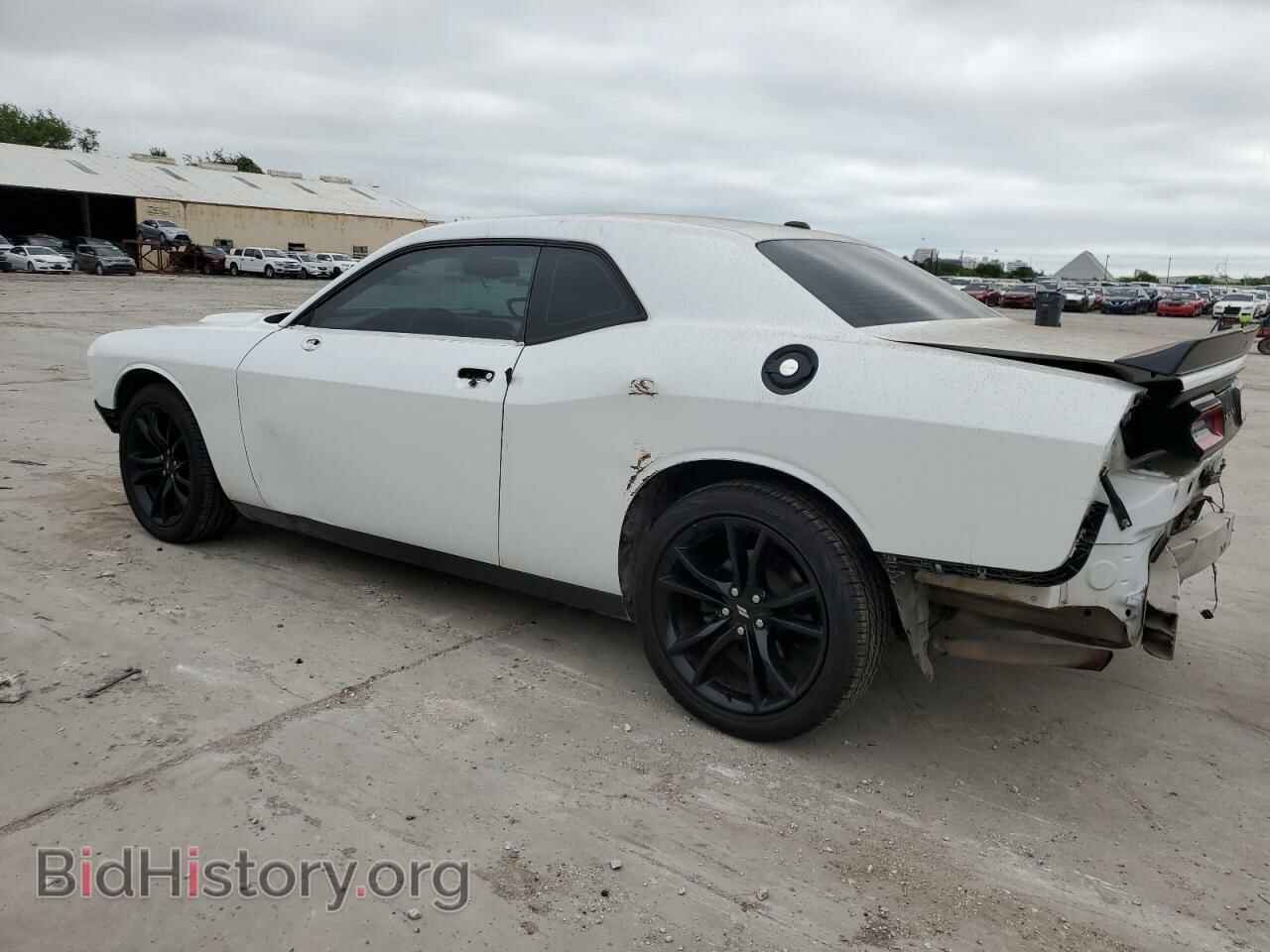 2018 DODGE CHALLENGER - VIN: 2C3CDZAG5JH217286 - Photo 2