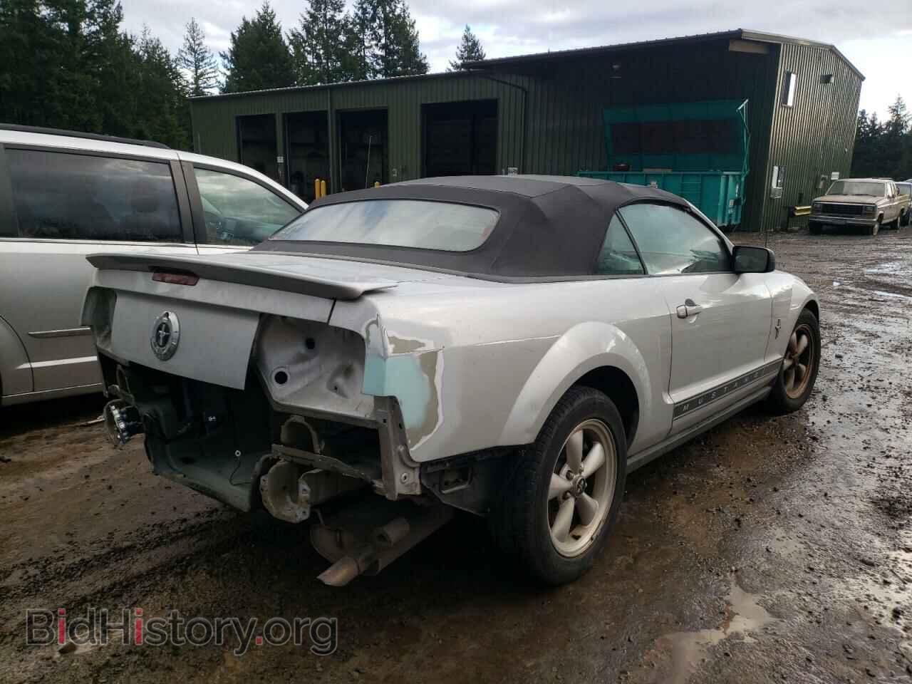 2007 FORD MUSTANG - VIN: 1ZVHT84N475244579 - Фото 4