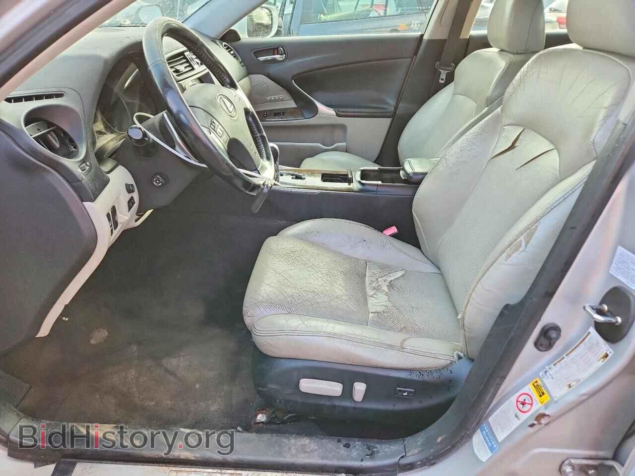 2009 LEXUS IS - VIN: JTHCK262092031843 - Photo 7