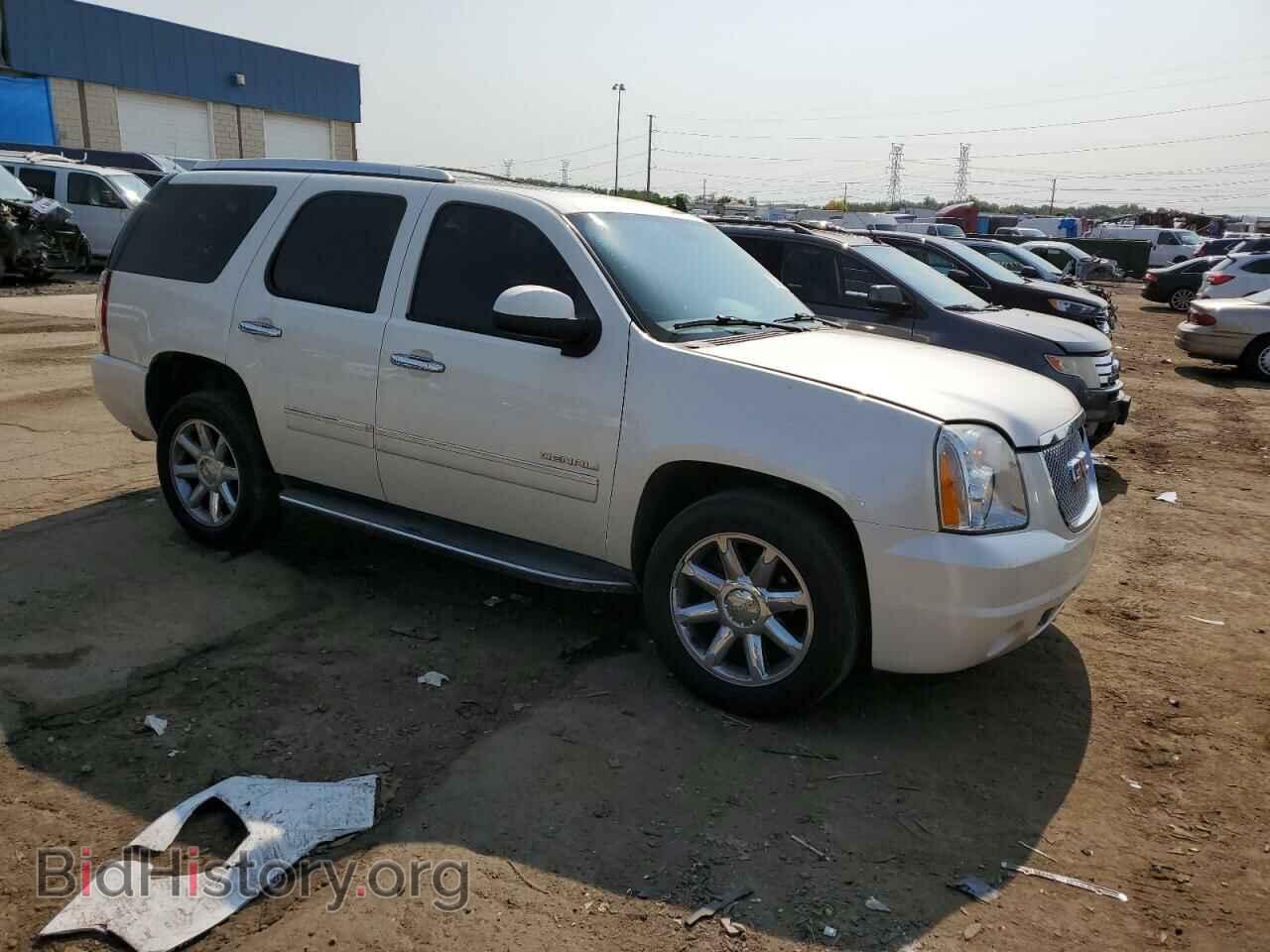 2013 GMC YUKON - VIN: 1GKS2EEF1DR324206 - Фото 4
