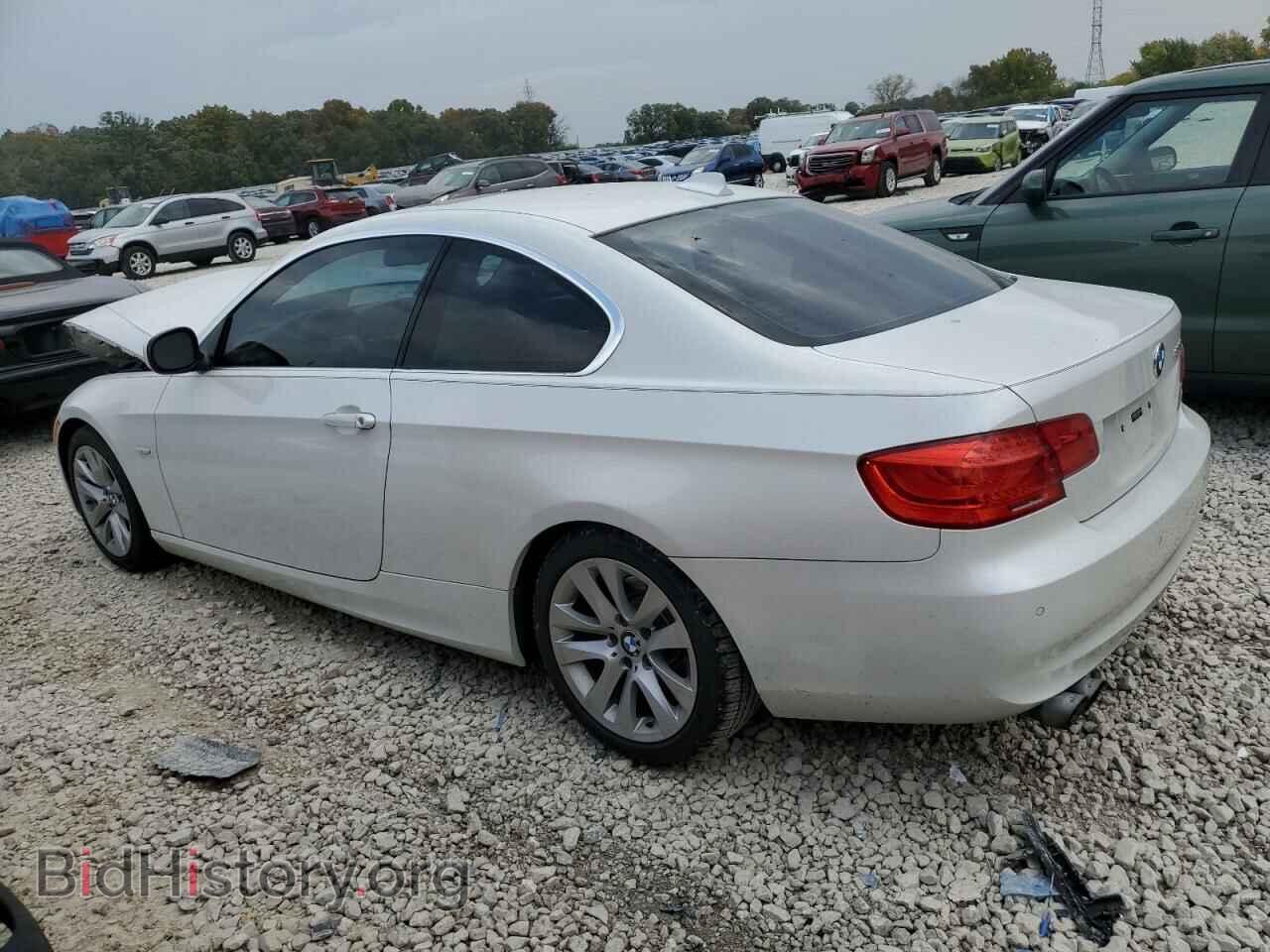 2013 BMW 3 SERIES - VIN: WBAKE3C54DE771425 - Фото 2