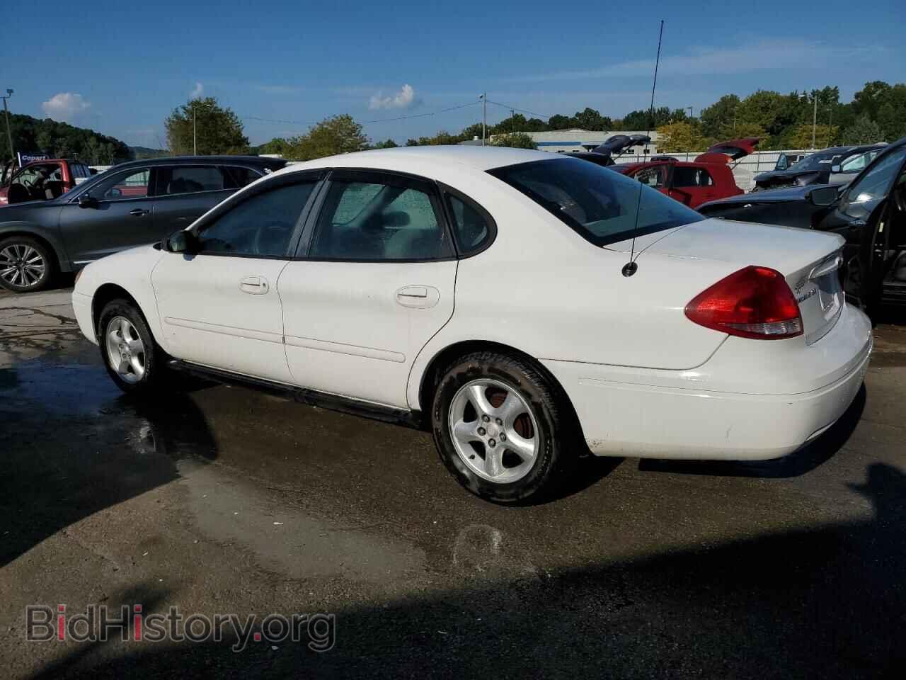 2006 FORD TAURUS - VIN: 1FAFP53UX6A161837 - Фото 2