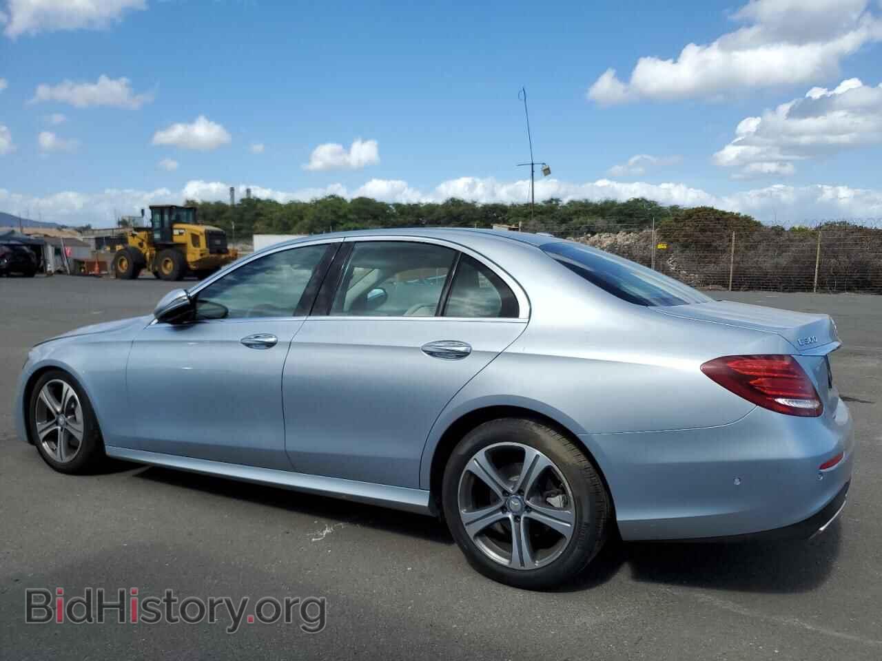 2017 MERCEDES-BENZ E-CLASS - VIN: WDDZF4JB2HA124053 - Фото 2