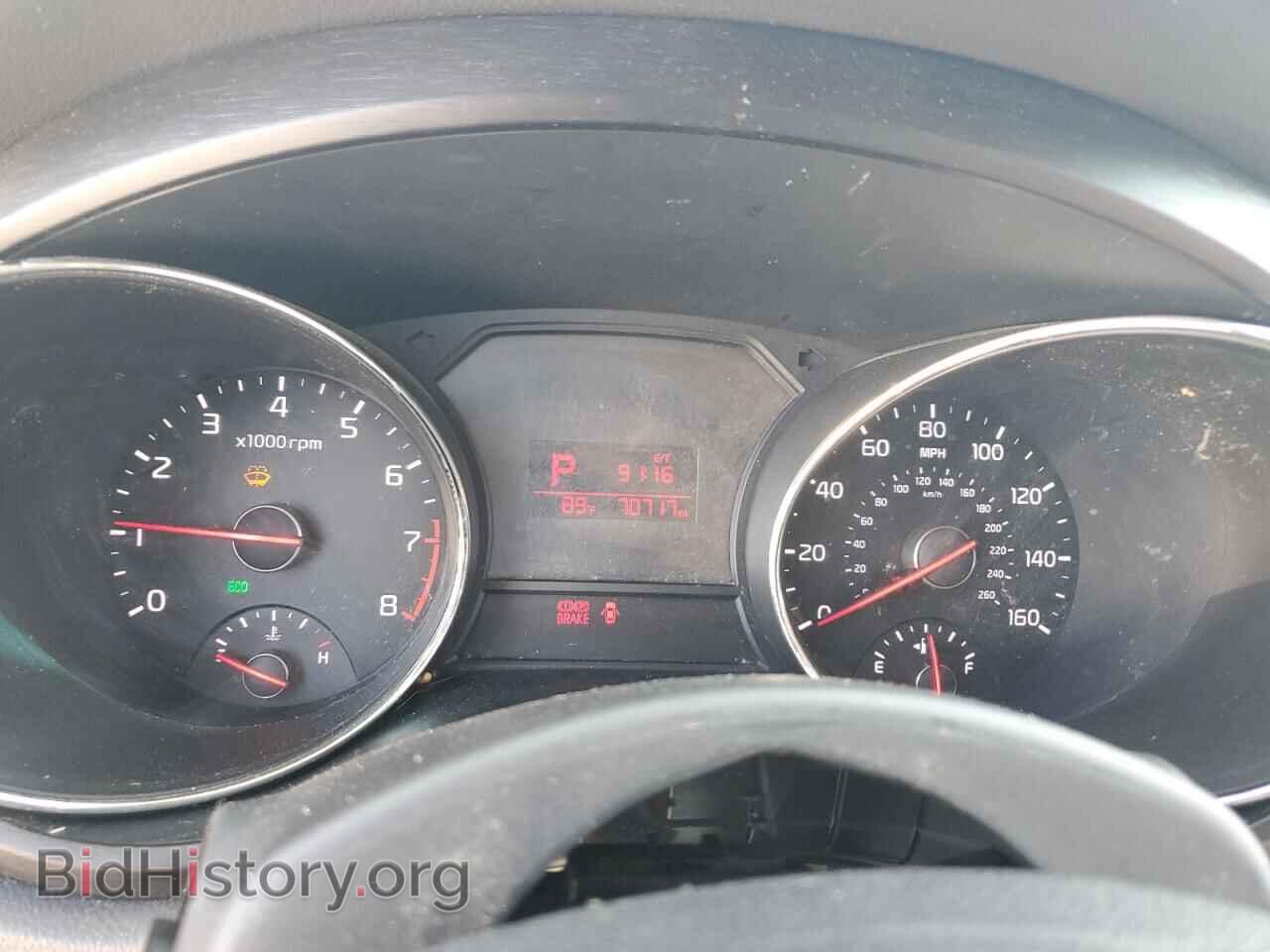 2016 KIA All Models - VIN: KNDMB5C19G6128001 - Фото 9